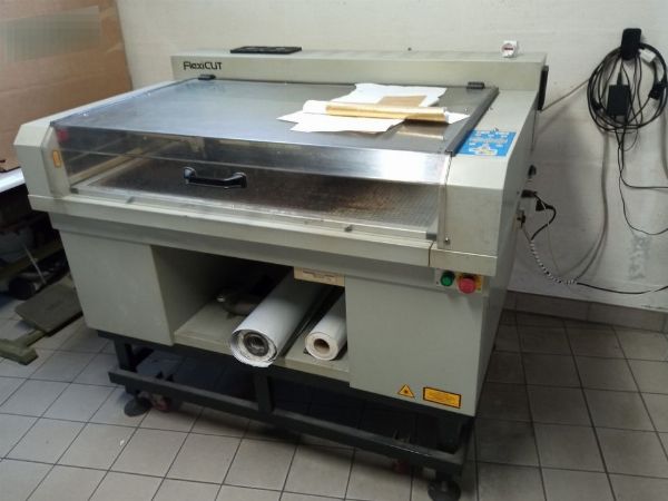 Macchine da ricamo, - Magazzino filati, arredi e attrezzature - Liquidazione Giudiziale n. 46/2025 - Tribbunale de Teramo Vendita 2