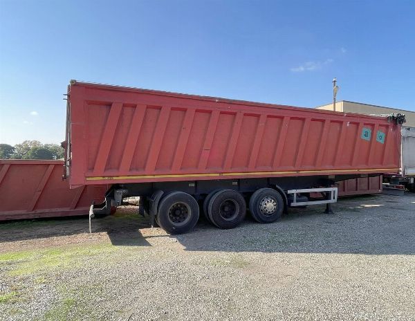 Transport mallrash - Kamion Scania, traktor&euml; rrugor&euml; dhe gjysm&euml;rimorkio - Likuidim Gjyq&euml;sor 111/2025 - Gjykata e Veron&euml;s