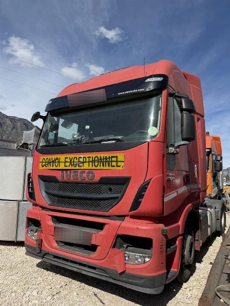 IVECO nyergesvontatók - Bírósági felszámolás 10/2025 - Bolzano Bíróság