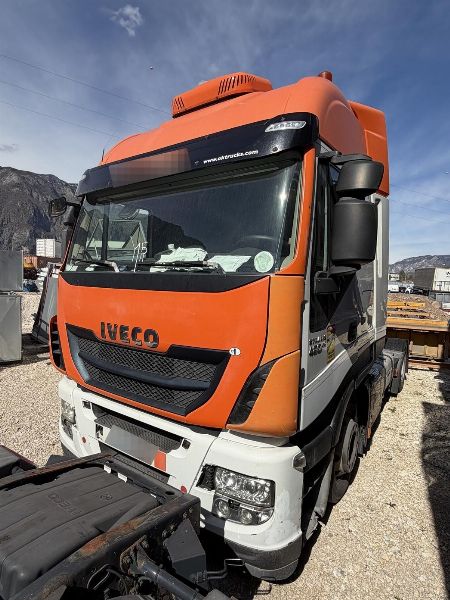 IVECO nyergesvontatók - Bírósági felszámolás 10/2025 - Bolzano Bíróság