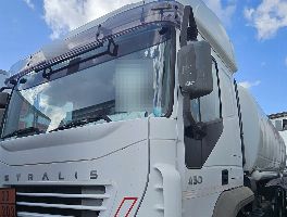Road tractor and tractors - Trailers and tank truck
