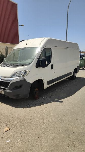 Dderitte Aspittante sus a nu BMW e do furgunette Citroën Jumper - Tribbunale de Prima Istanza N° 4 de Guadalajara