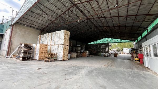 Industrial warehouse, set of woodworking machinery, vehicles and stock - Commercial Division of the Court of First Instance of Jaén. Courtroom No. 1