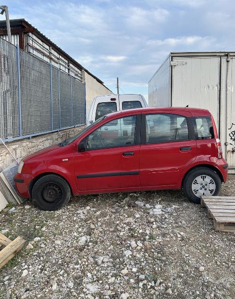 Контејнер, грађевинска опрема, - FIAT Scudo и Panda - Судска ликвидација бр. 131/2025 - Суд у Барију