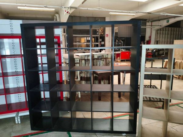 Shelving, display stands - and office furniture - Judicial Liquidation No. 12/2026 - Court of Florence