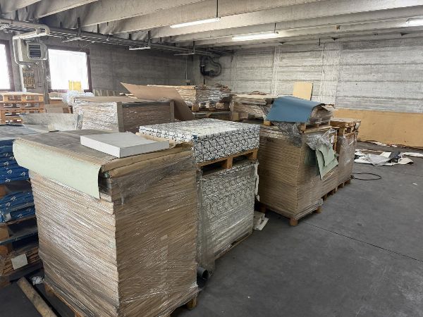 Tipografia e stampa - Attrezzature e stock di carta e - Opel Astra - Liquidazione Giudiziale 47/2026 - Tribunale di Verona - Vendita 2