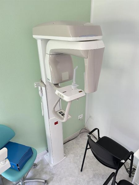 Consultorio dental - Equipos y mobiliario - Liquidación Judicial 85/2025 - Tribunal de Vicenza