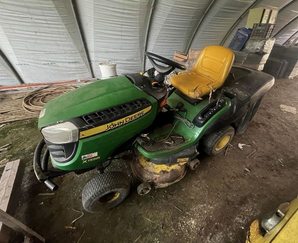 N. 2 Trattorini John Deere - Liquidazione Coatta Amministrativa n. 12/2024 - Tribbunale de Verona