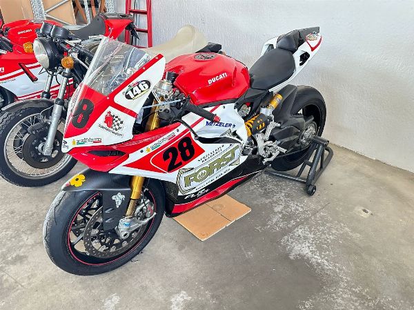 Motos Ducati, Guzzi e Lambretta - Automóveis FIAT, Audi e Renault - Liquidação Judicial n.º 15/2026 - Tribunal de Vicenza