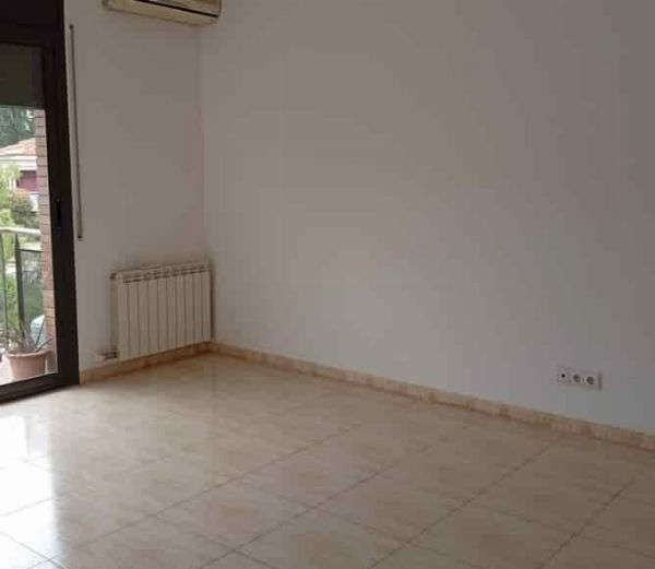 Wohnung mit Garagenstellplatz in Les Franqueses del Vall&egrave;s, Barcelona &ndash; Handelsgericht Nr. 11 von Barcelona