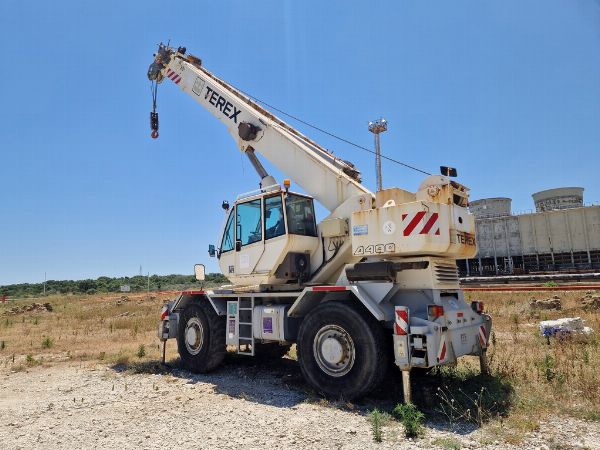 Autogrù e sollevatore telescopico - Attrezzature per saldatura - Liquidazione Giudiziale 1/2026 - Tribunale di Siracusa