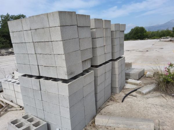 Materialer og utstyr for bygg, - kontorm&oslash;bler - Konkursbehandling nr. 8/2026 - Domstolen i Cassino