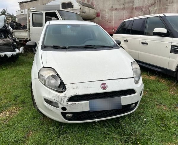 Auto, impianto refrigerante, - Arredi e attrezzature d&rsquo;ufficio - Liquidazione Giudiziale n.157/2025 - Tribunale di Bari