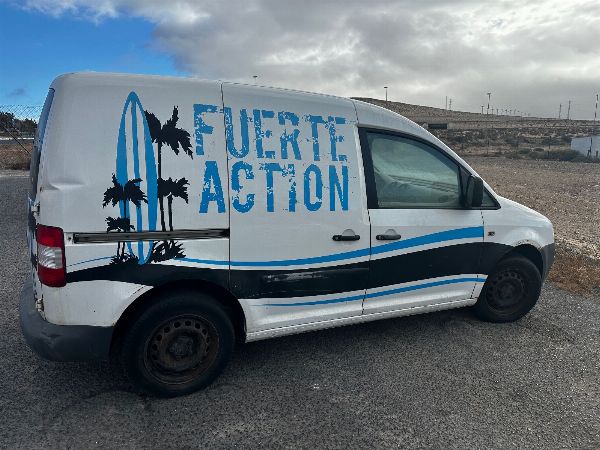 Material variado de tienda de ropa y un ve&iacute;culo, em Fuerteventura - Tribunal do Com&eacute;rcio n&ordm; 2 de Las Palmas de Gran Canaria
