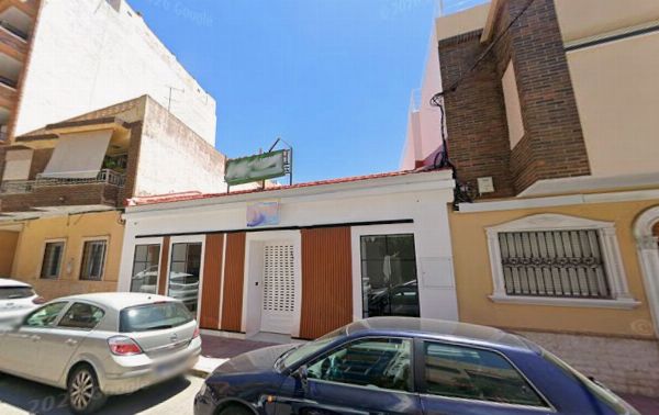 Local à Torrevieja (Alicante) - Tribunal de commerce n° 3 d’Alicante