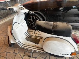 Piaggio Vespa