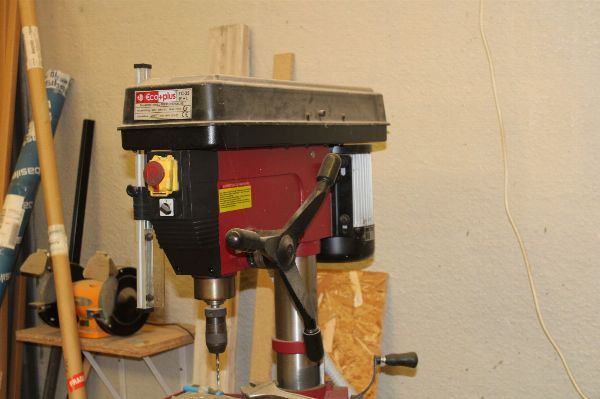 Spritzgussformen, Industriemaschinen, Mobiliar und IT - Handelsgericht Nr. 3 von Murcia