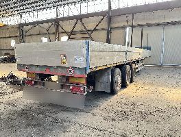 Trattori stradali e semirimorchi