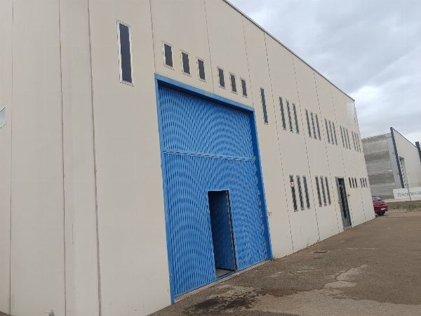 Etxebizitzen, pabilioien, merkataritza-lokalen, aparkalekuen eta hiri-lurzoruen multzoa, Almansan, Albaceten kokatua - Albaceteko 1. zenbakiko Merkataritza Epaitegia