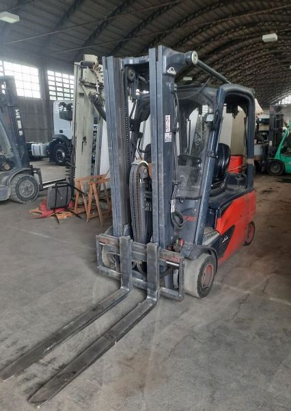 Carrelli Elevatori Linde - Beni Strumentali da Leasing - Intrum Italy S.p.A