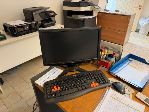 Autocarri Nissan, DAF e Renault - Arredi e attrezzature per ufficio e Transpallet - Liquidazione Giudiziale 10/2026 - Tribunale di Trento